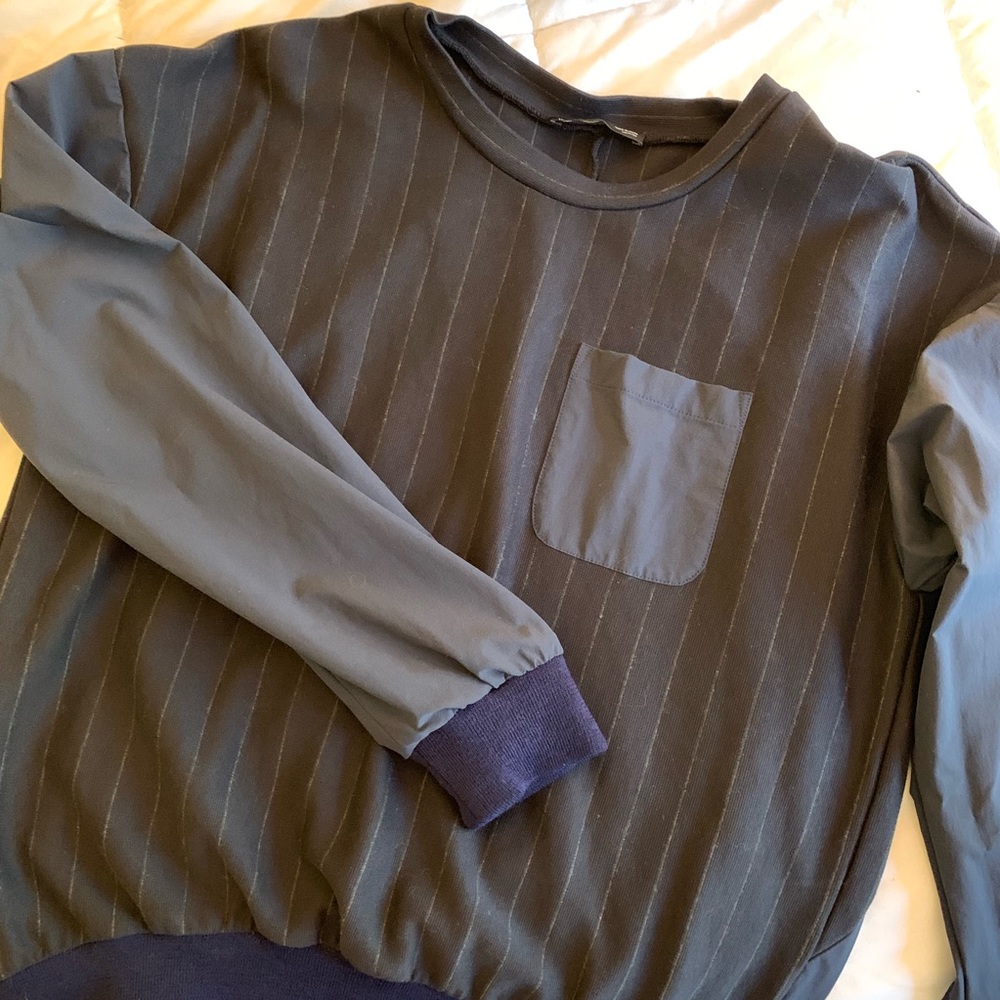 Under Armor Crewneck Sweatshirt